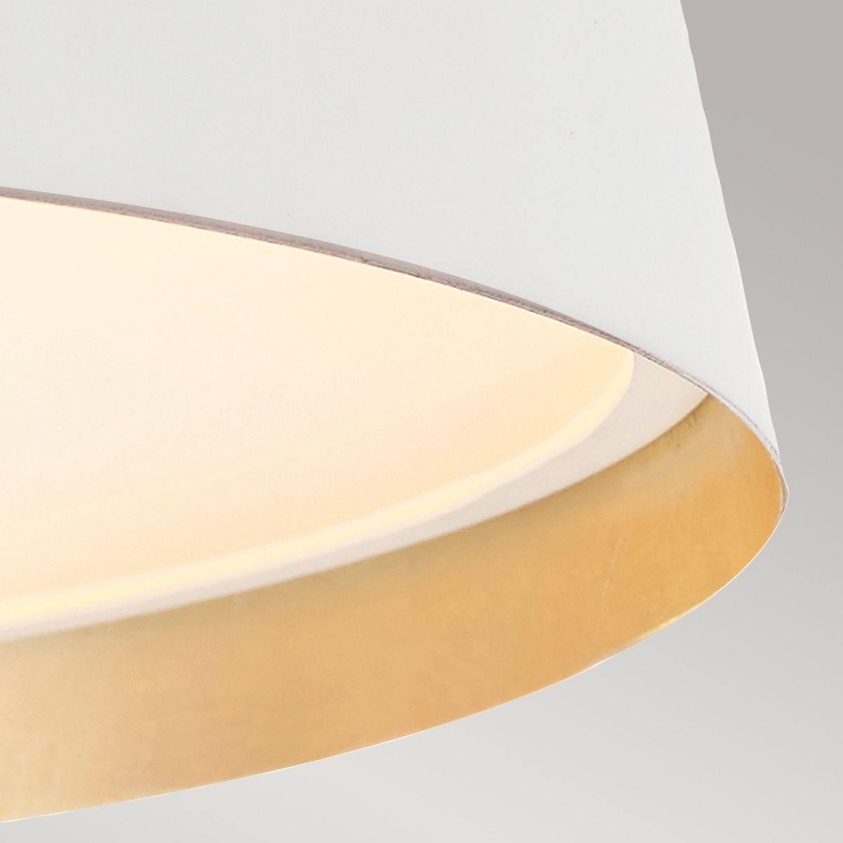 Asher 5-flammige Pendelleuchte - Mattweiß und Gold - Elsteadlighting - leuchtengrosshandel24
