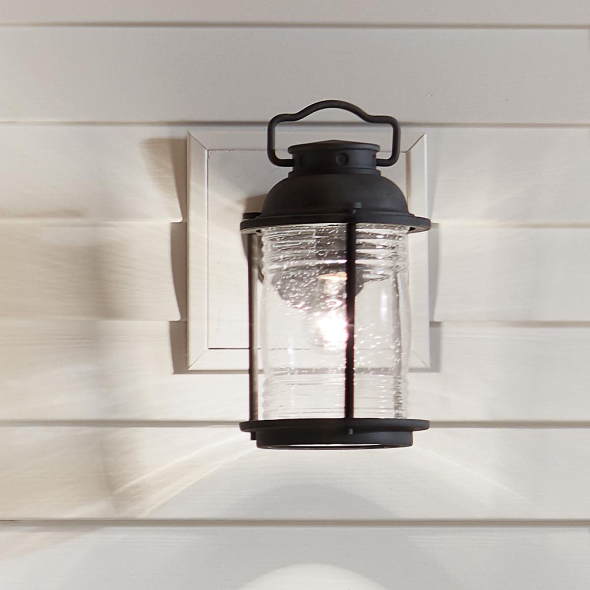 Ashland Bay 1 - flammige mittelgroße Wandlaterne, verwittertes Zink - Elsteadlighting - KL - ASHLANDBAY2 - M