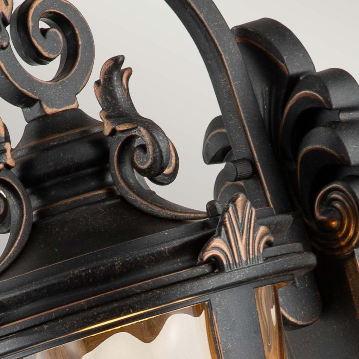 Baltimore 1 - flammige mittelgroße Wandlaterne - verwitterte Bronze - Elsteadlighting - BT1 - M