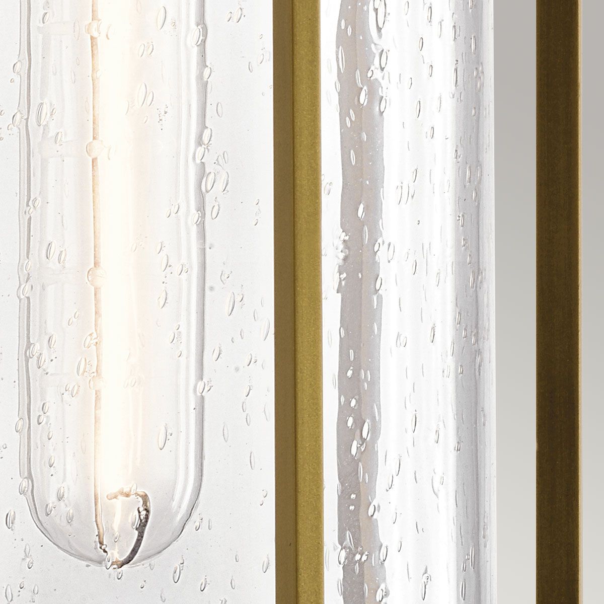 Camillo, mittelgroße Wandlaterne, 1 l, lackiertes Naturmessing - Elsteadlighting - KL - CAMILLO - M - PNBR