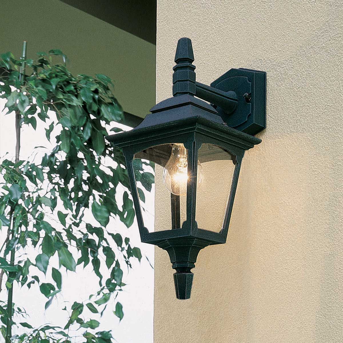 Chapel 1 - flammige Mini - Wandlaterne - Schwarz - Elsteadlighting - CPM2 - BLACK