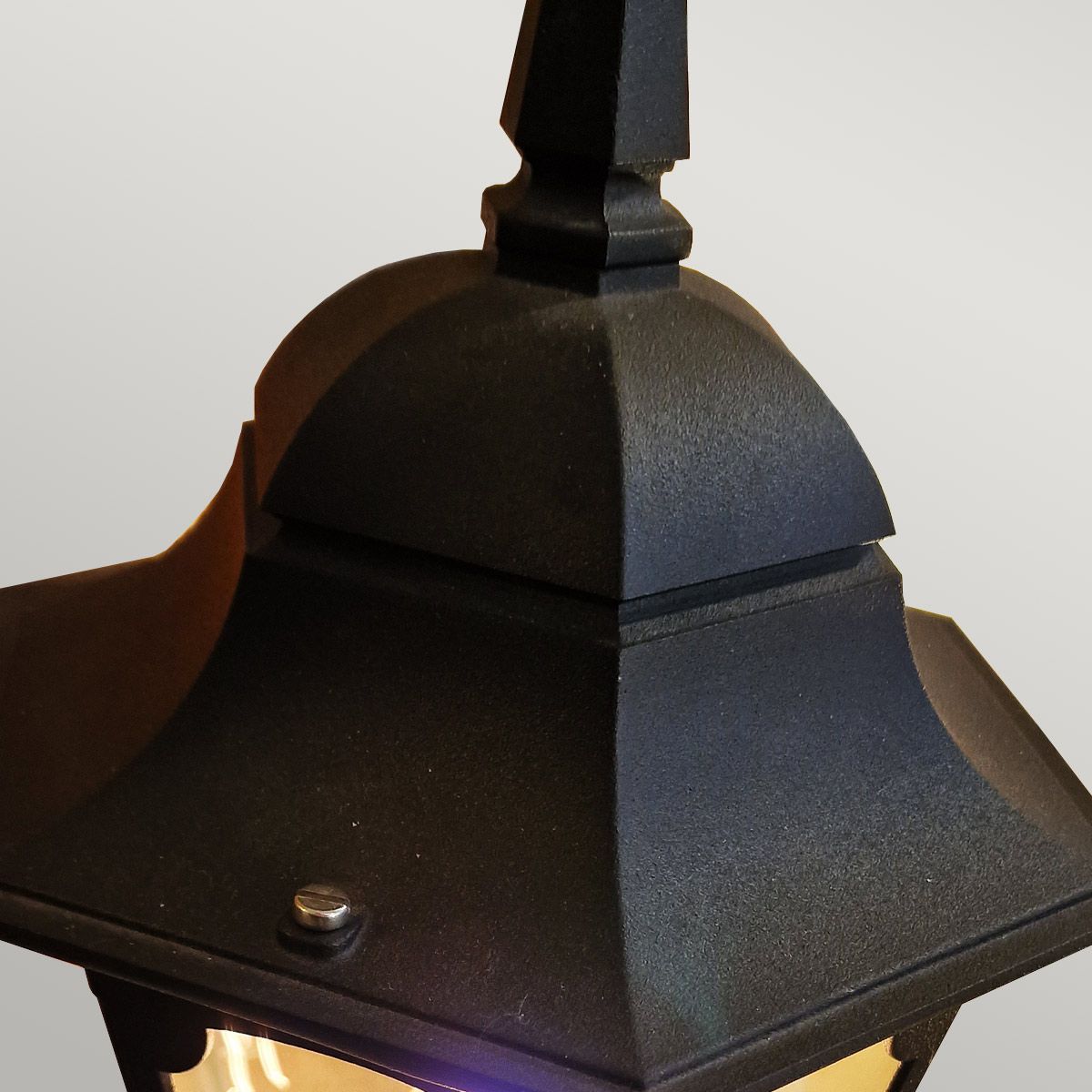 Chapel 1 - flammige Sockellaterne - Schwarz - Elsteadlighting - CP4 - BLACK