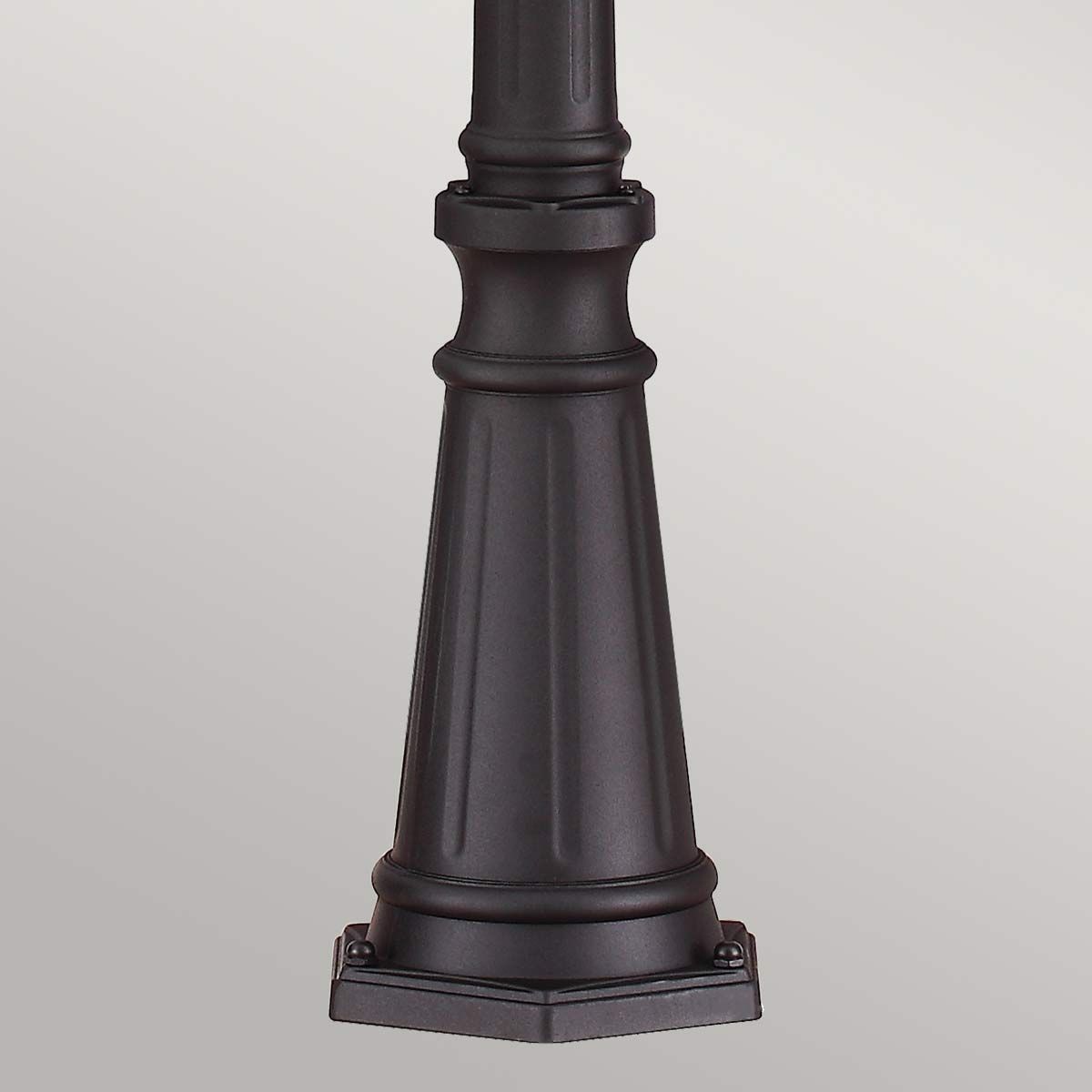 English Bridle 3 - flammiger großer Laternenpfahl - Schwarz - Elsteadlighting - FE - EB5 - L - BLK