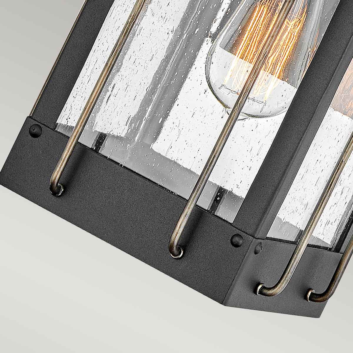 Fitzgerald 1 - flammige kleine Wandlaterne - Strukturiertes Schwarz mit brünierter Bronze - Elsteadlighting - HK - FITZGERALD2 - S