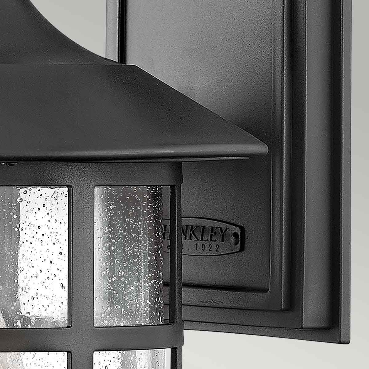 Freeport 1 - flammige große Wandlaterne - Strukturiertes Schwarz - Elsteadlighting - HK - FREEPORT2 - L - TBK