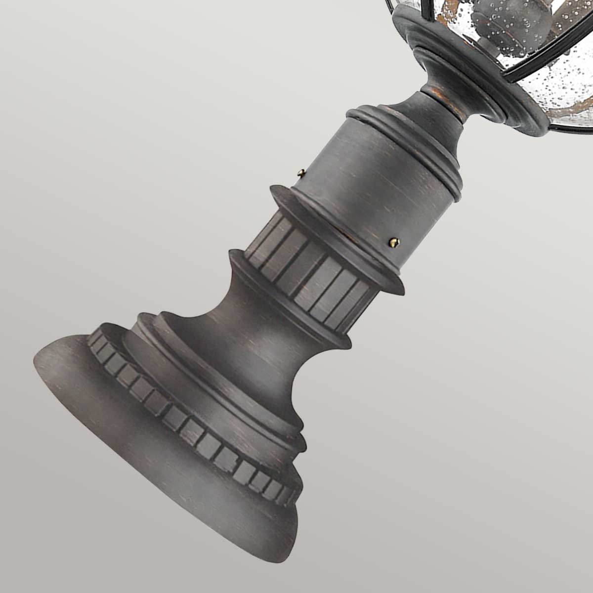 Halleron 3 - flammige Sockellaterne - Londonderry - Elsteadlighting - KL - HALLERON - 3M