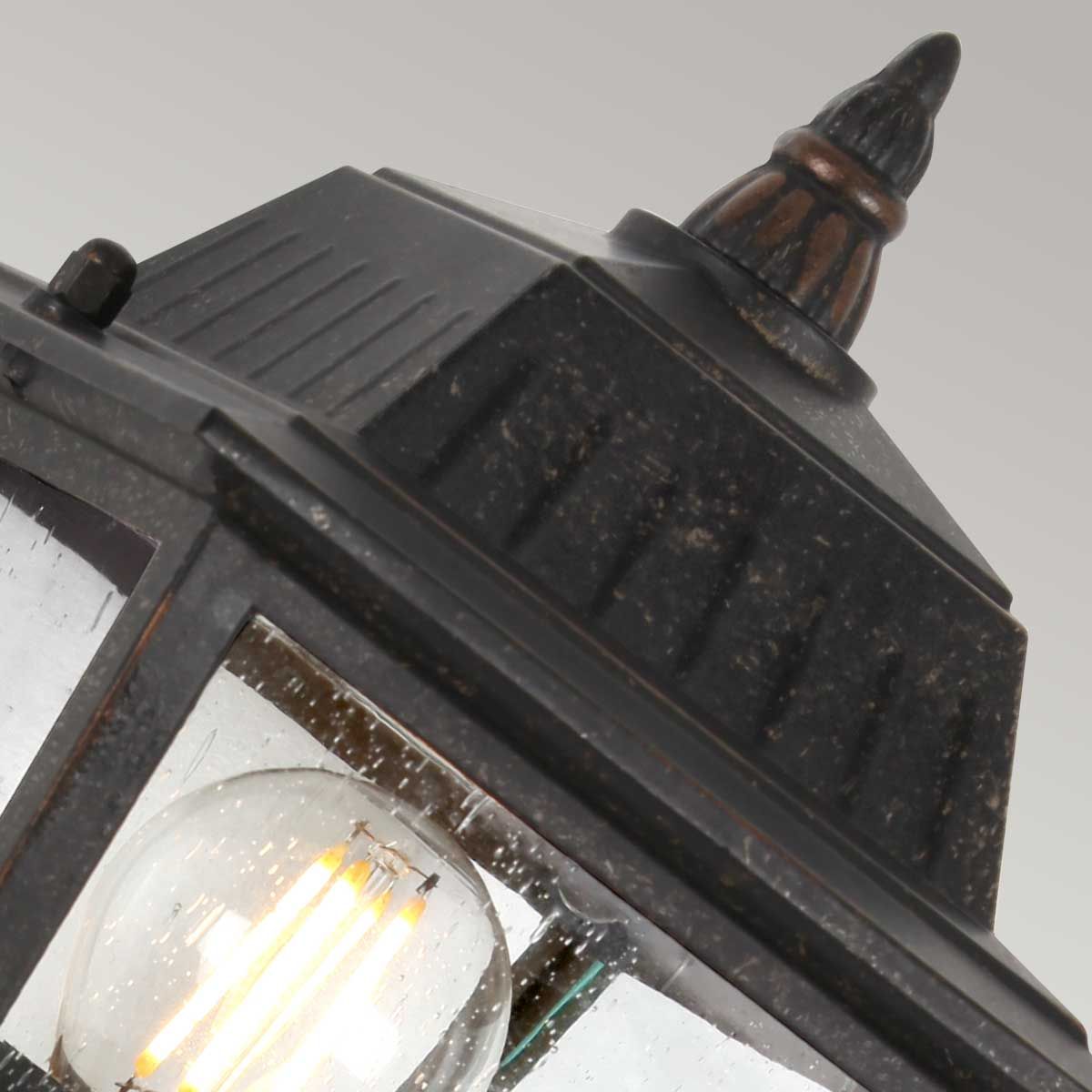 Highnam 1 - flammige Wandlaterne - Verwitterte Bronze - Elsteadlighting - GZH - HN1