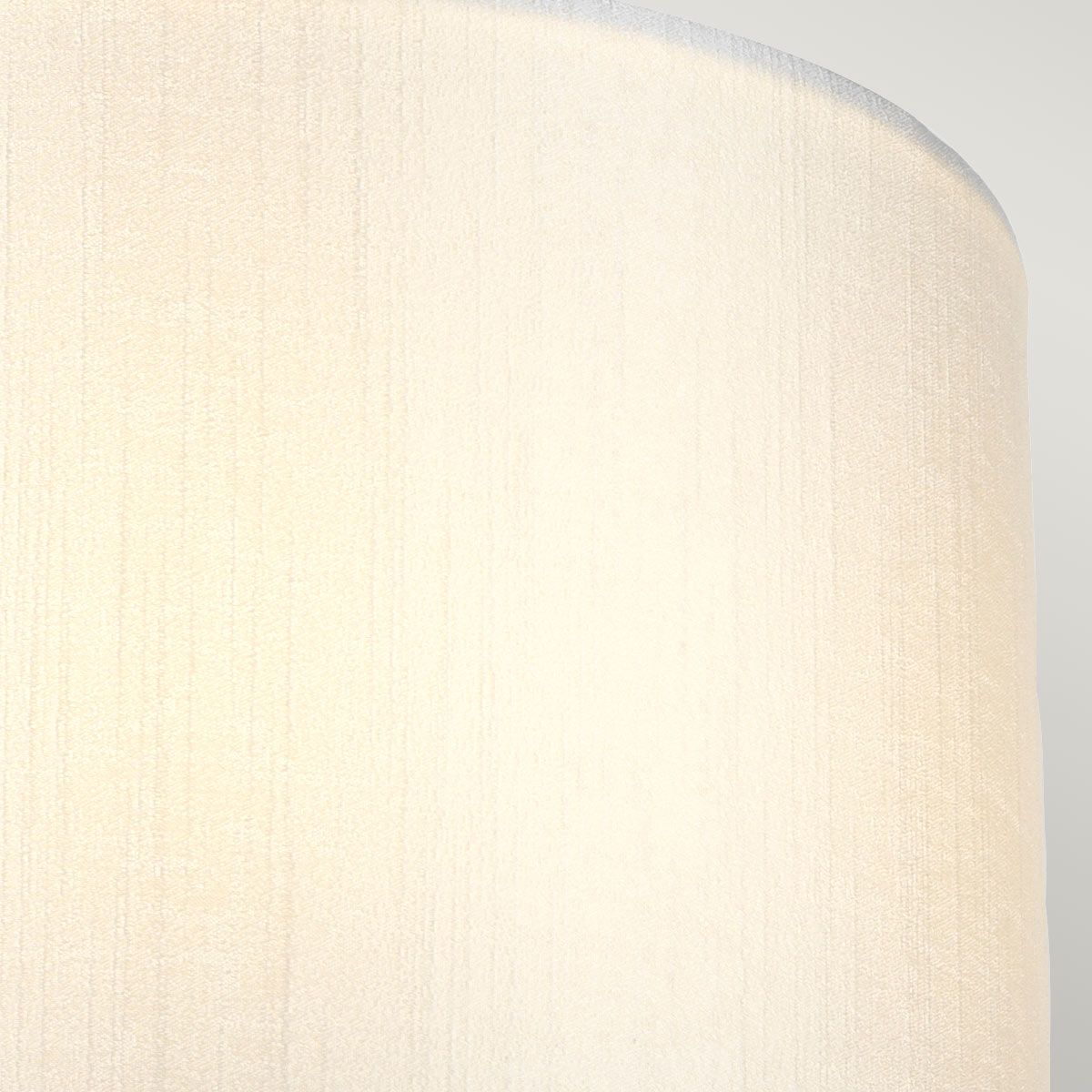 Kleine, gebogene Wandleuchte Cooper mit Rückplatte aus gealtertem Messing und elfenbeinfarbenem Schirm - Elsteadlighting - leuchtengrosshandel24