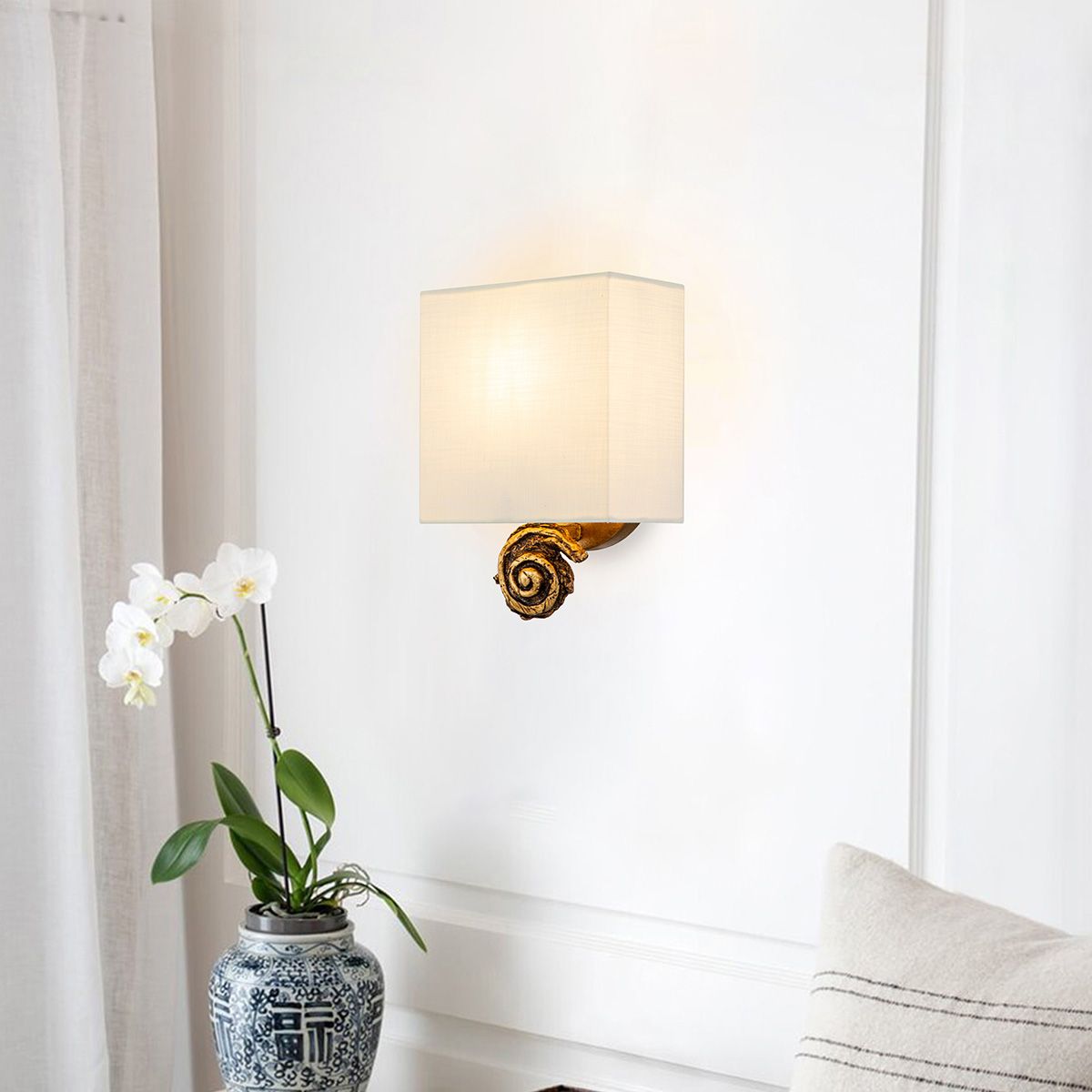 Kleine Wandleuchte „Swirl“ 1 l, Blattgold - Elsteadlighting - leuchtengrosshandel24