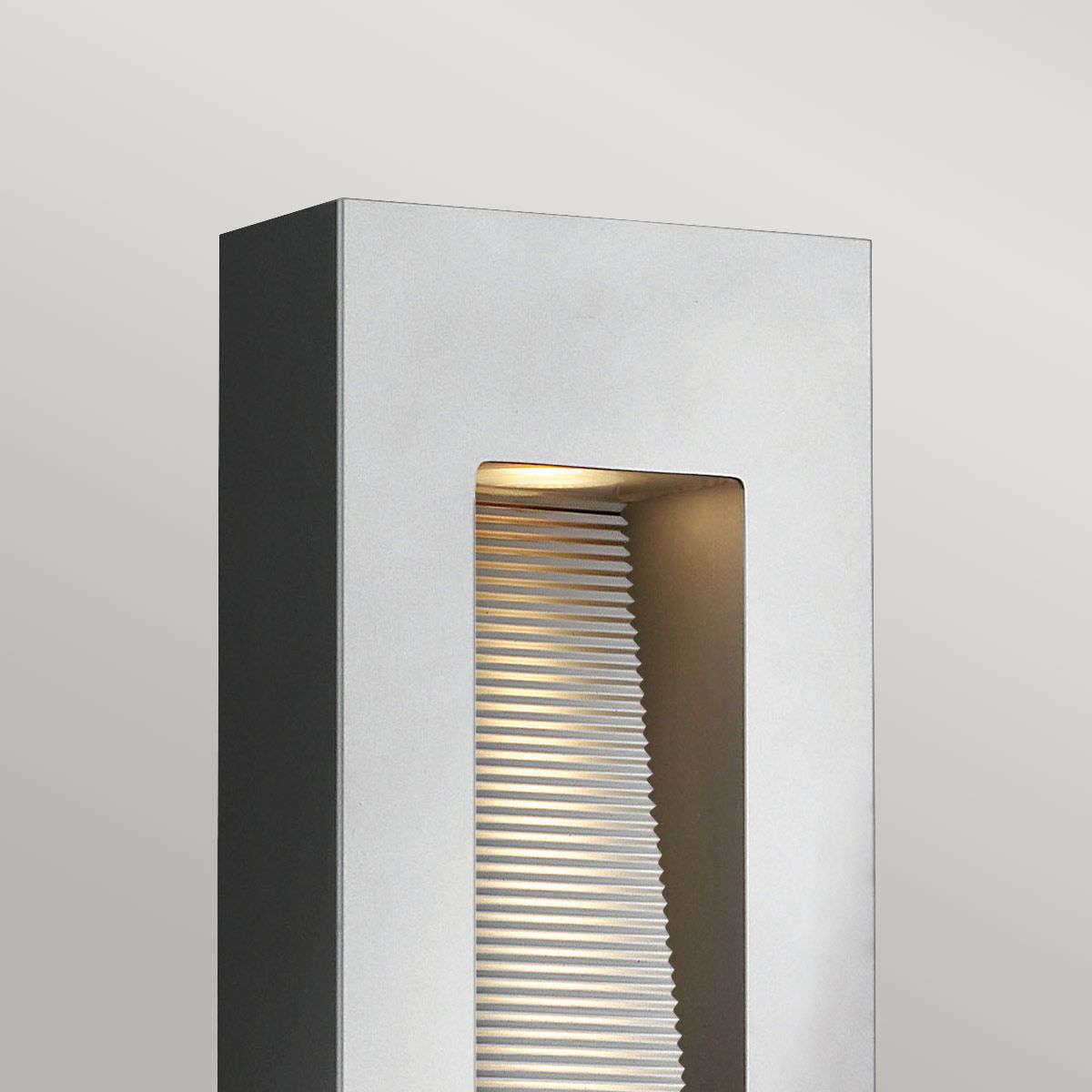 Luna Medium LED - Wandleuchte - Titan - Titan - Elsteadlighting - HK - LUNA - M - TT