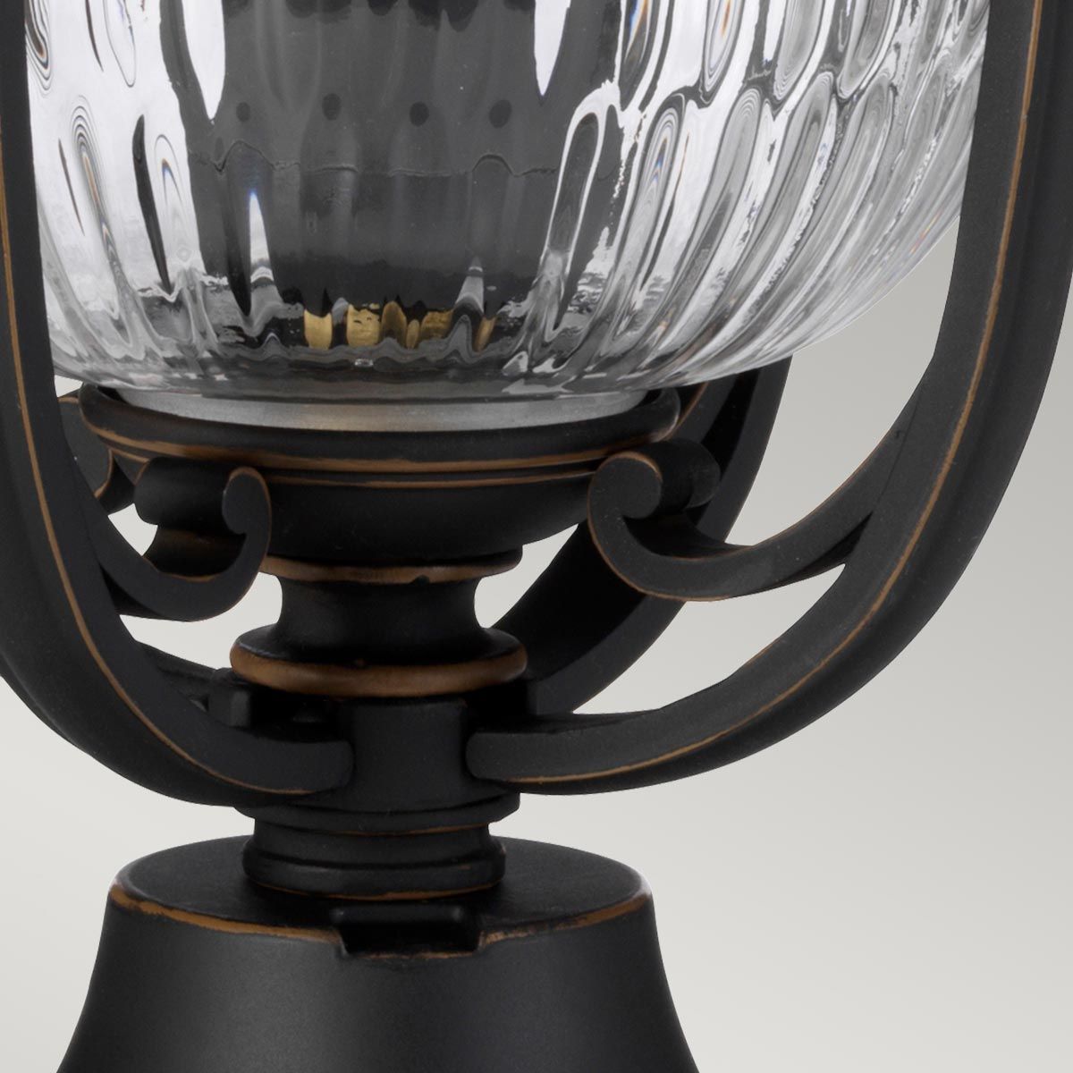 Luverne 1 - flammiger mittelgroßer Sockel - geriebene Bronze - Elsteadlighting - KL - LUVERNE3 - M