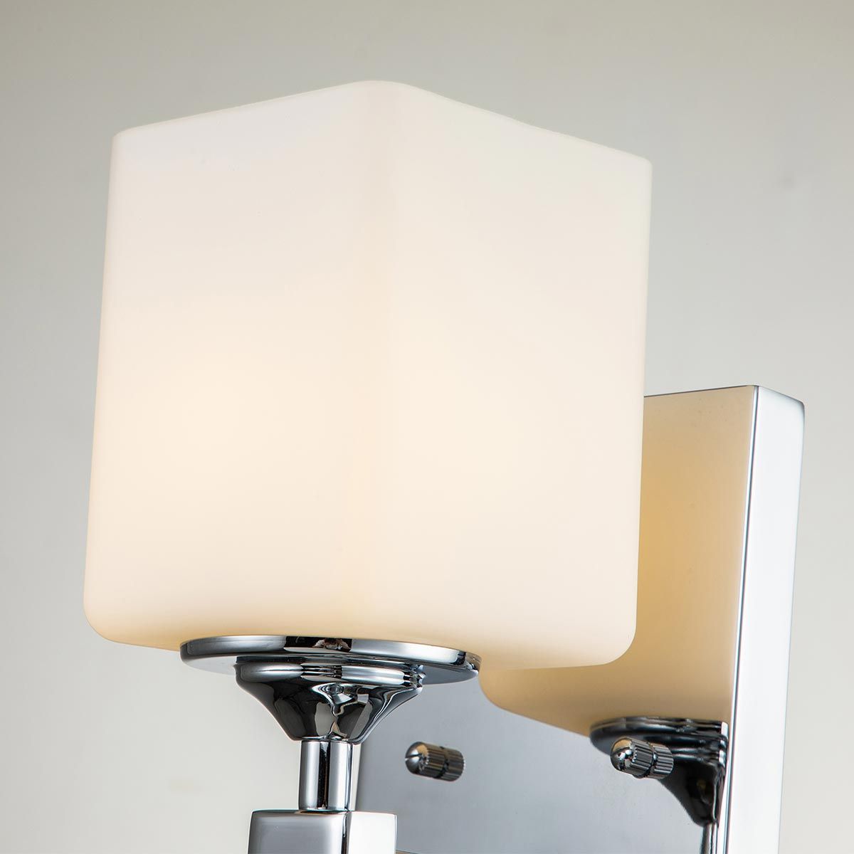 Marette 1-flammige Wandleuchte - Poliertes Chrom - Elsteadlighting - leuchtengrosshandel24