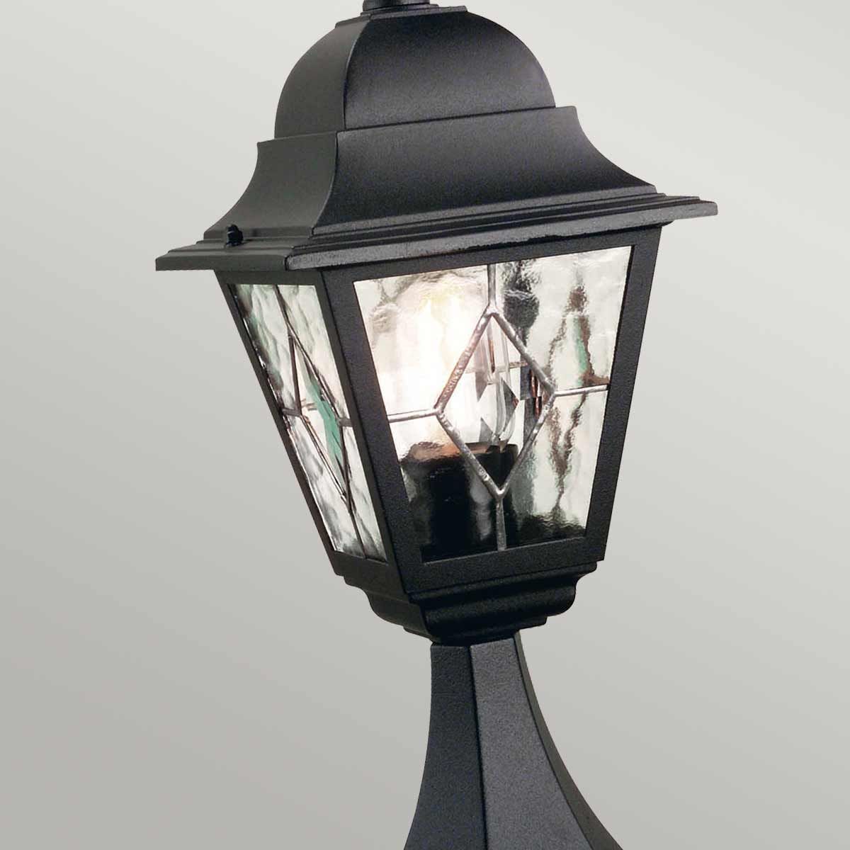 Norfolk 1 - flammige Sockellaterne - Schwarz - Elsteadlighting - NR3 - BLK