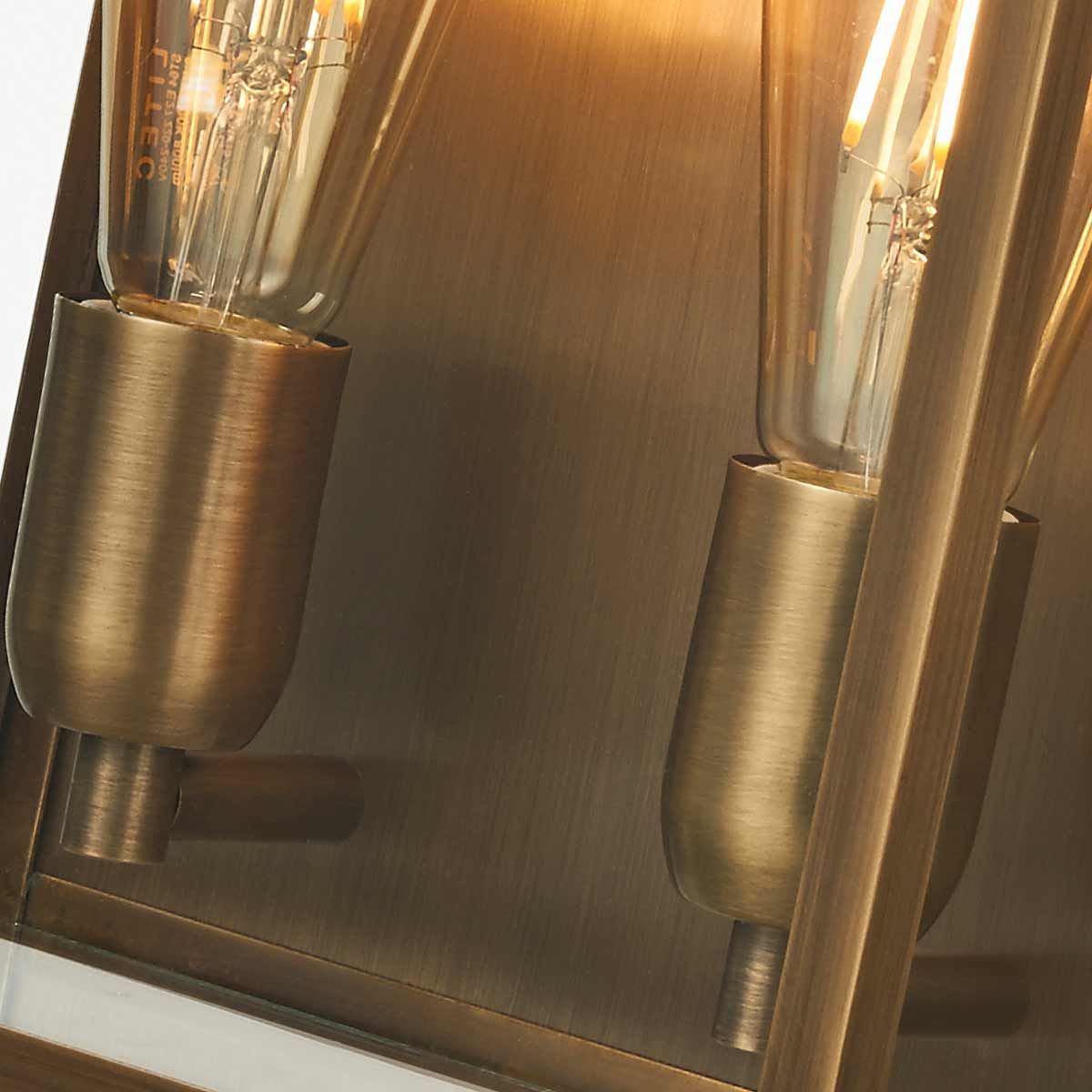 Old Bailey Große Wandlaterne mit 2 Lichtern, gealtertes Messing - Elsteadlighting - OLD - BAILEY - L - BR