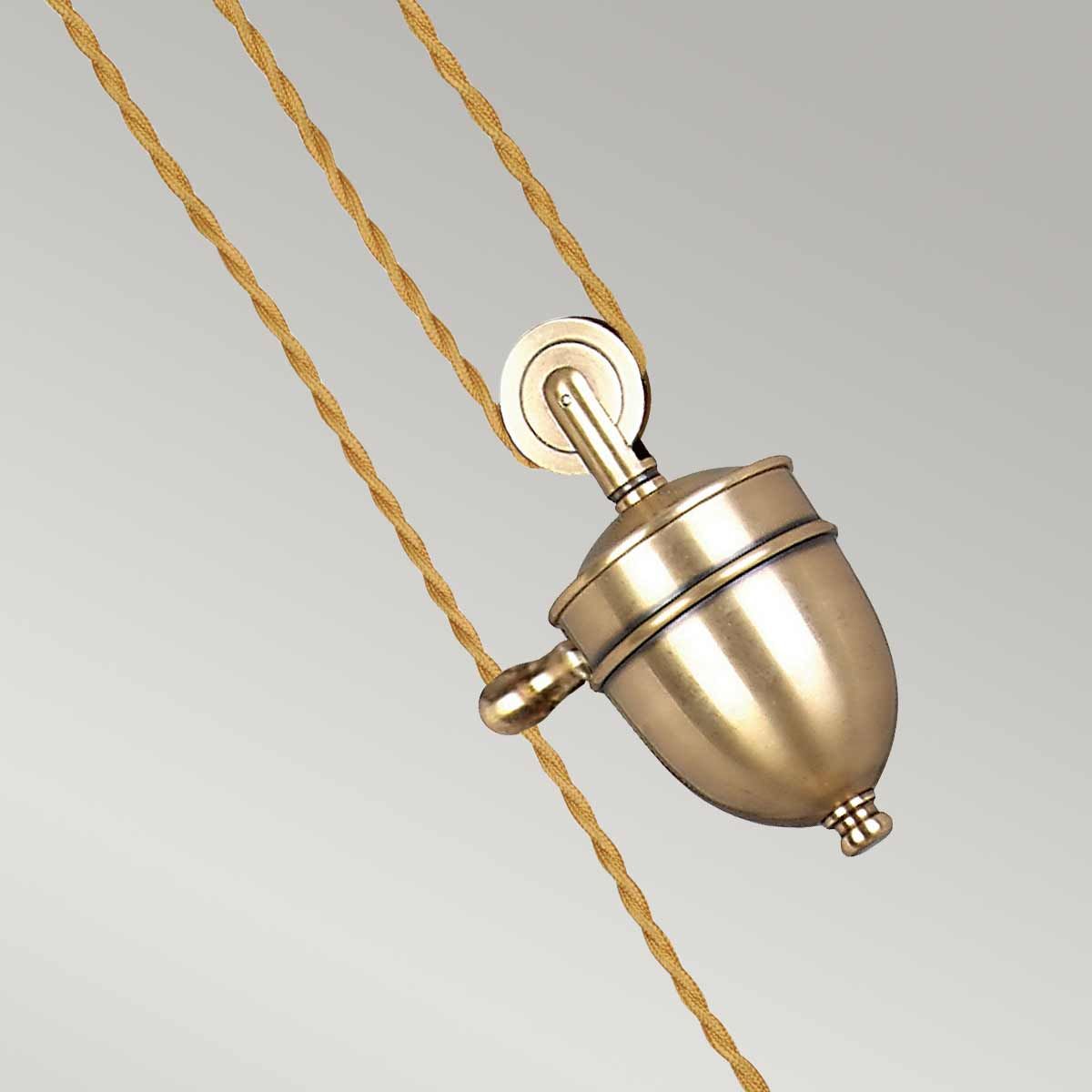 Provence 1 - flammige Pendelleuchte „Rise and Fall“ – gealtertes Messing - Elsteadlighting - PV - P - AGB