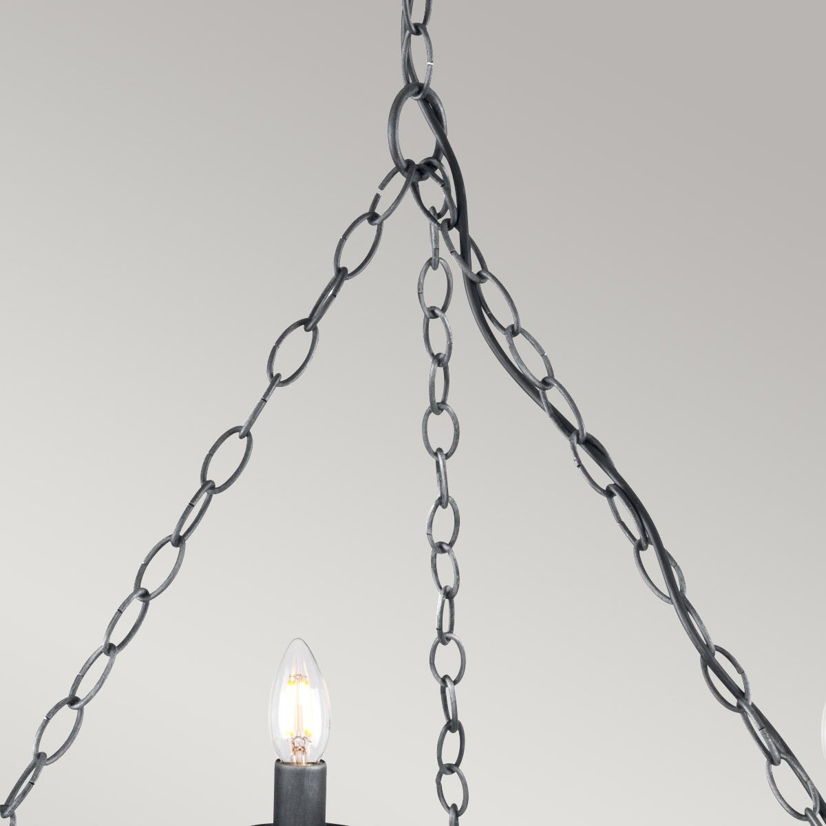 Saxon Kronleuchter mit 8 Lichtern, Schwarz/Silberpatina - Elsteadlighting - SAX8 - BLK - SIL