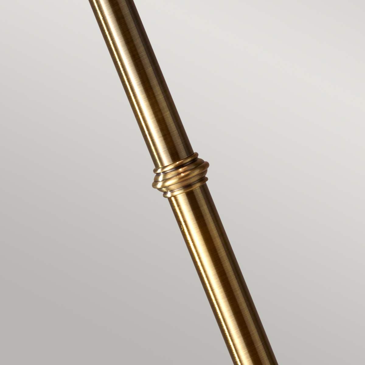 Stateroom 2 - flammige Stehlampe - Bali Messing mit weißem Schirm - Elsteadlighting - FE - STATEROOM - FL - BB