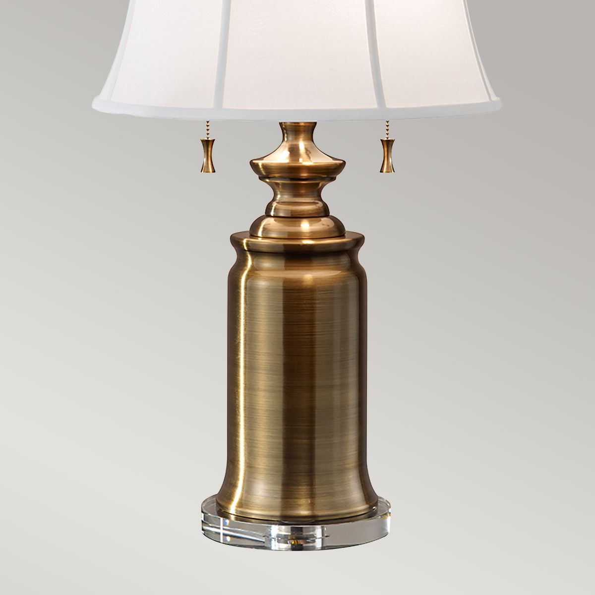 Stateroom 2 - flammige Tischlampe - Bali Messing mit weißem Schirm - Elsteadlighting - FE - STATEROOM - TL - BB