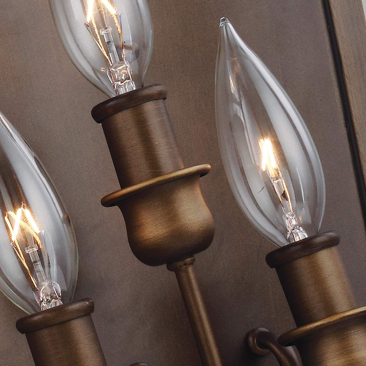 Yarmouth 3 - flammige Wandleuchte - Gealtertes Messing lackiert - Elsteadlighting - FE - YARMOUTH - 3W