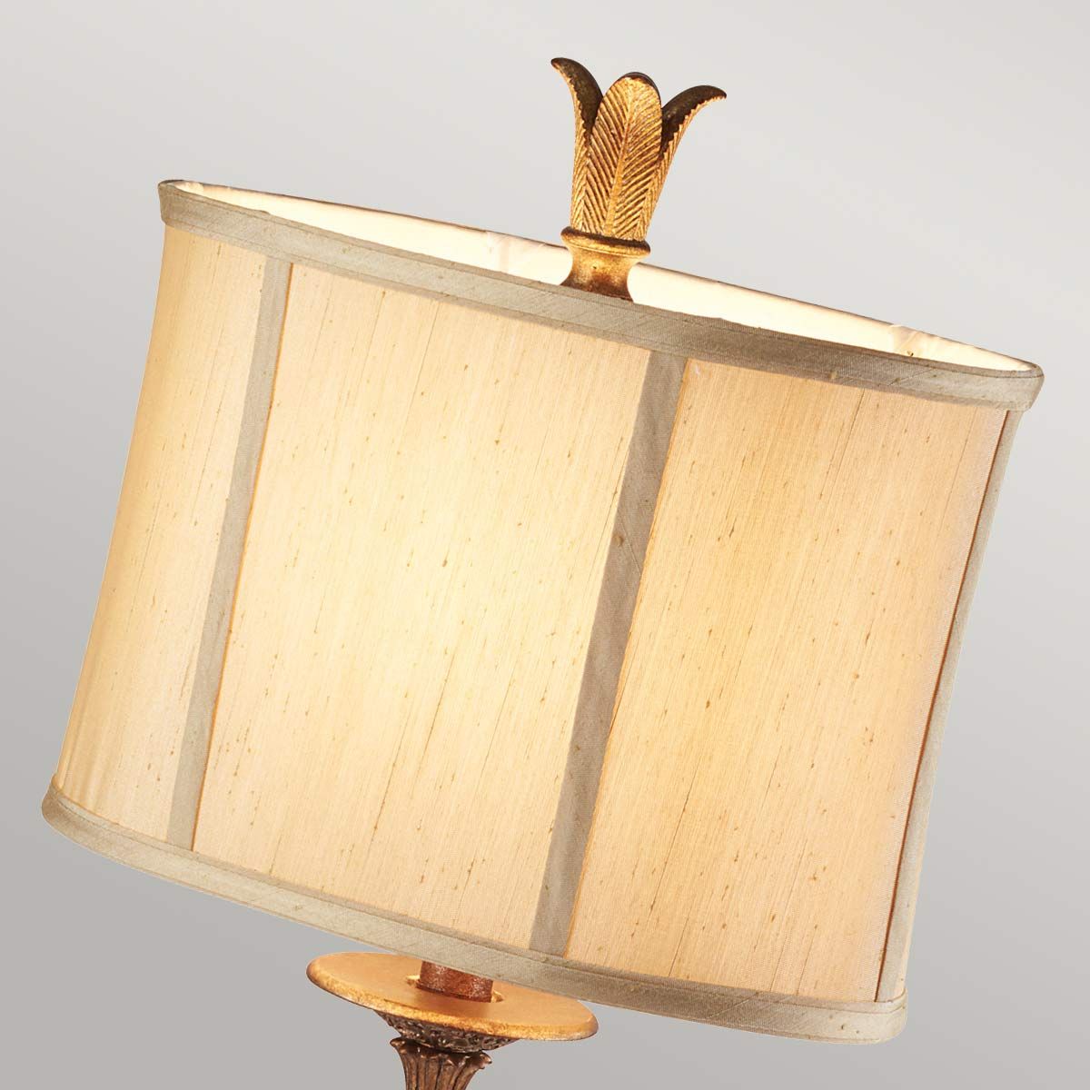 Tischlampe Marcella mit 1 Lampe – Britische Bronze/Oxidierte Bronze mit hellgoldenem Schirm
