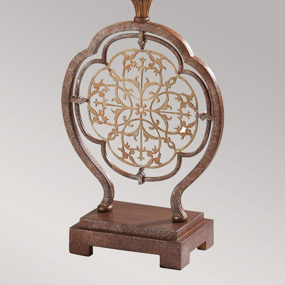 Tischlampe Marcella mit 1 Lampe – Britische Bronze/Oxidierte Bronze mit hellgoldenem Schirm