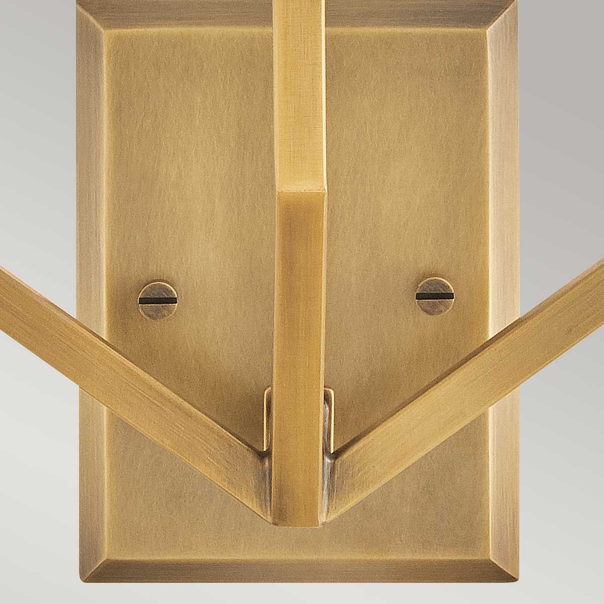 Hinkley Moore, große Wandleuchte, 3 l, traditionelles Messing mit elfenbeinfarbenem Leinenschirm - Elsteadlighting - leuchtengrosshandel24