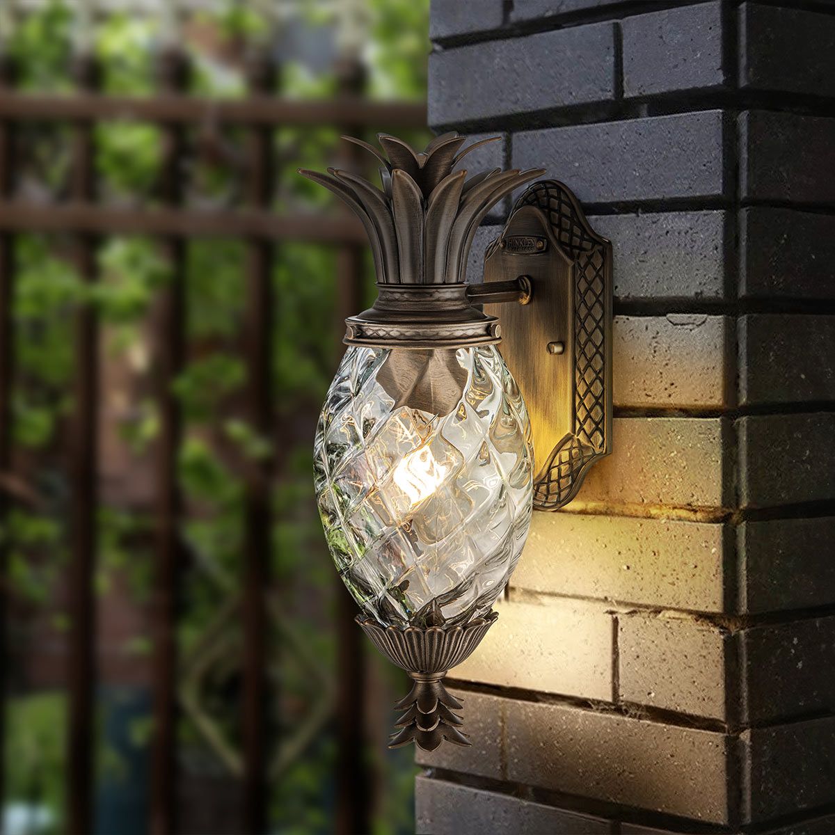 Kleine Wandlaterne „Plantation“, 1 l, brünierte Bronze - Elsteadlighting - HK - PLANTATION - S - BU