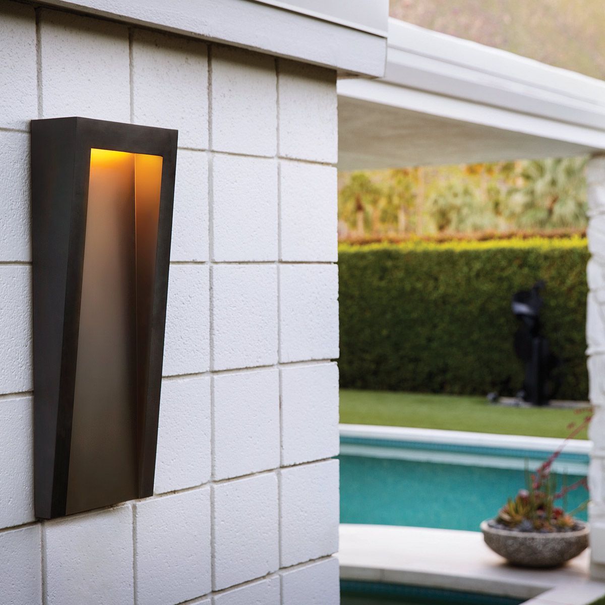 Konische LED - Wandlaterne - Strukturiertes Schwarz - Elsteadlighting - HK - TAPER - L - TBK