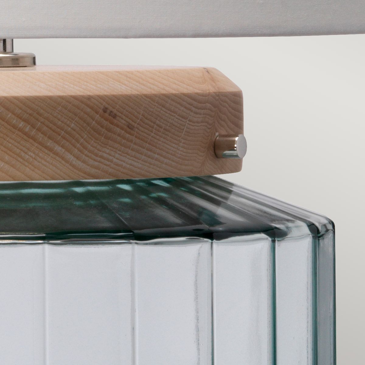 Luga Tischlampe - Natur - Metallarbeiten Nickel poliert - Glaswaren Klar/Natur - Holzlicht