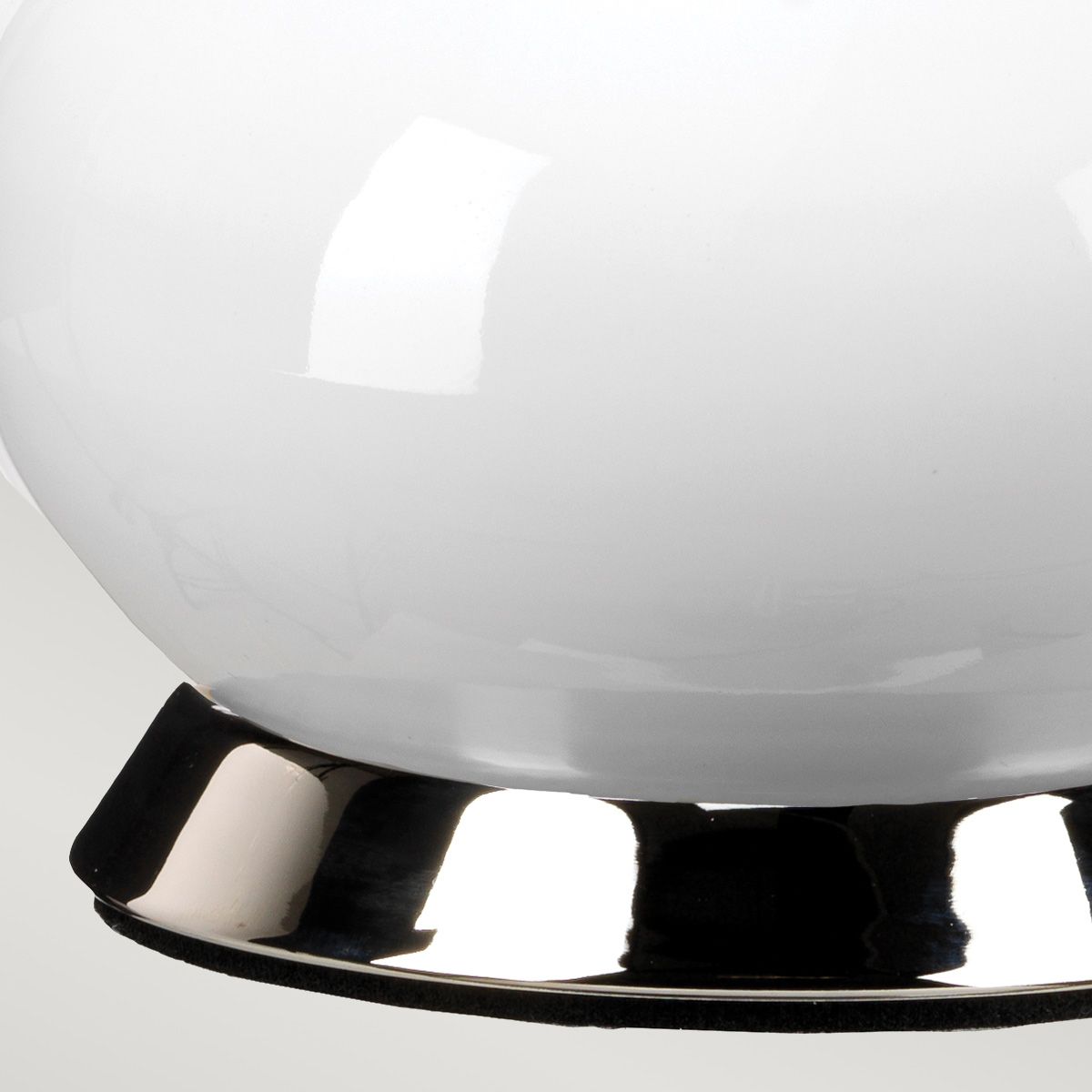 Milo 1-flammige Tischlampe - Poliertes Nickel, Weiß, Orange