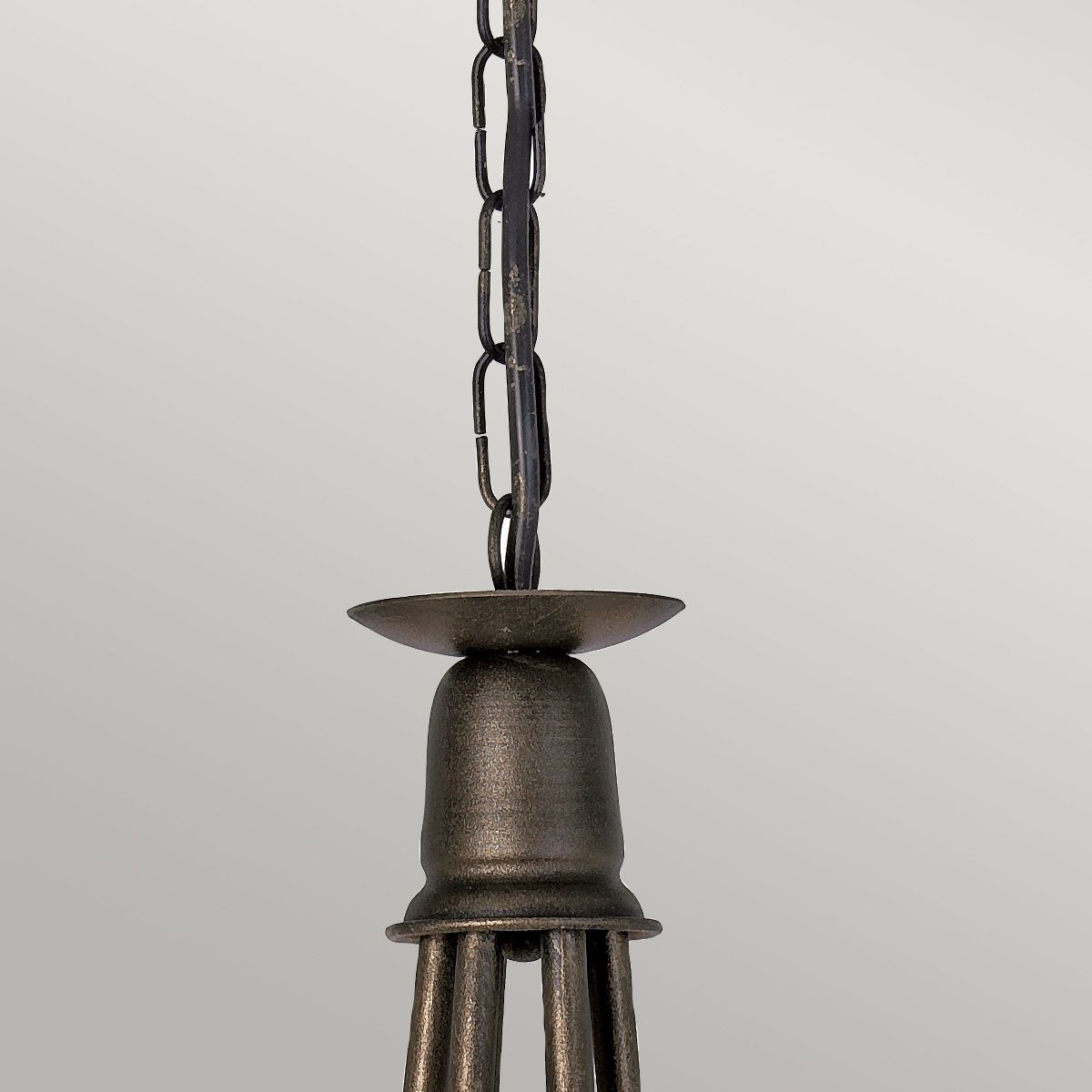 Kronleuchter Minster 6-flammig, Schwarz/Goldpatina
