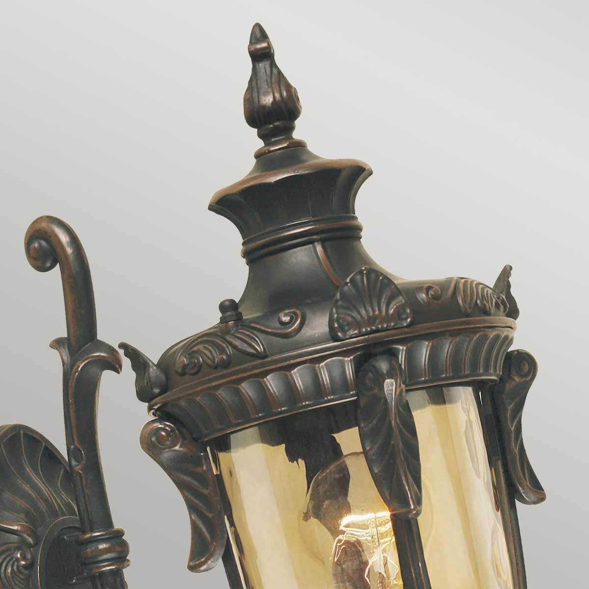 Philadelphia 1 - flammige kleine Wandlaterne - Altbronze - Elsteadlighting - PH1 - S - OB