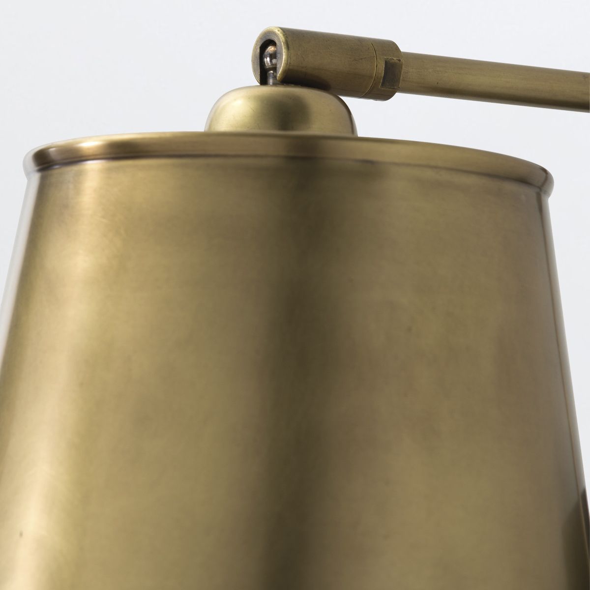 Arteriors Watson Wandleuchte 1-flammig in Antikmessing und Bronze