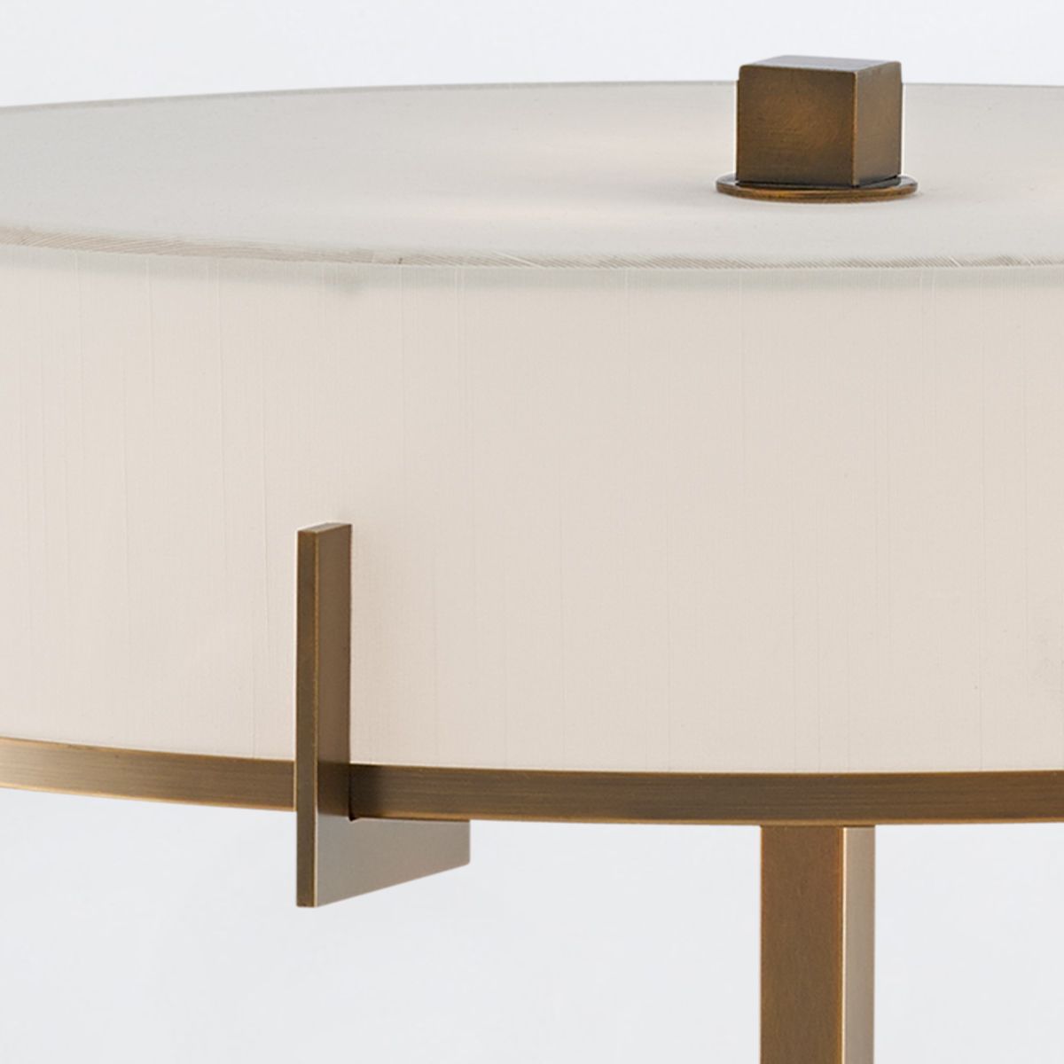 Currey & Company – Jacobi Tischleuchte 3-flammig Gold
