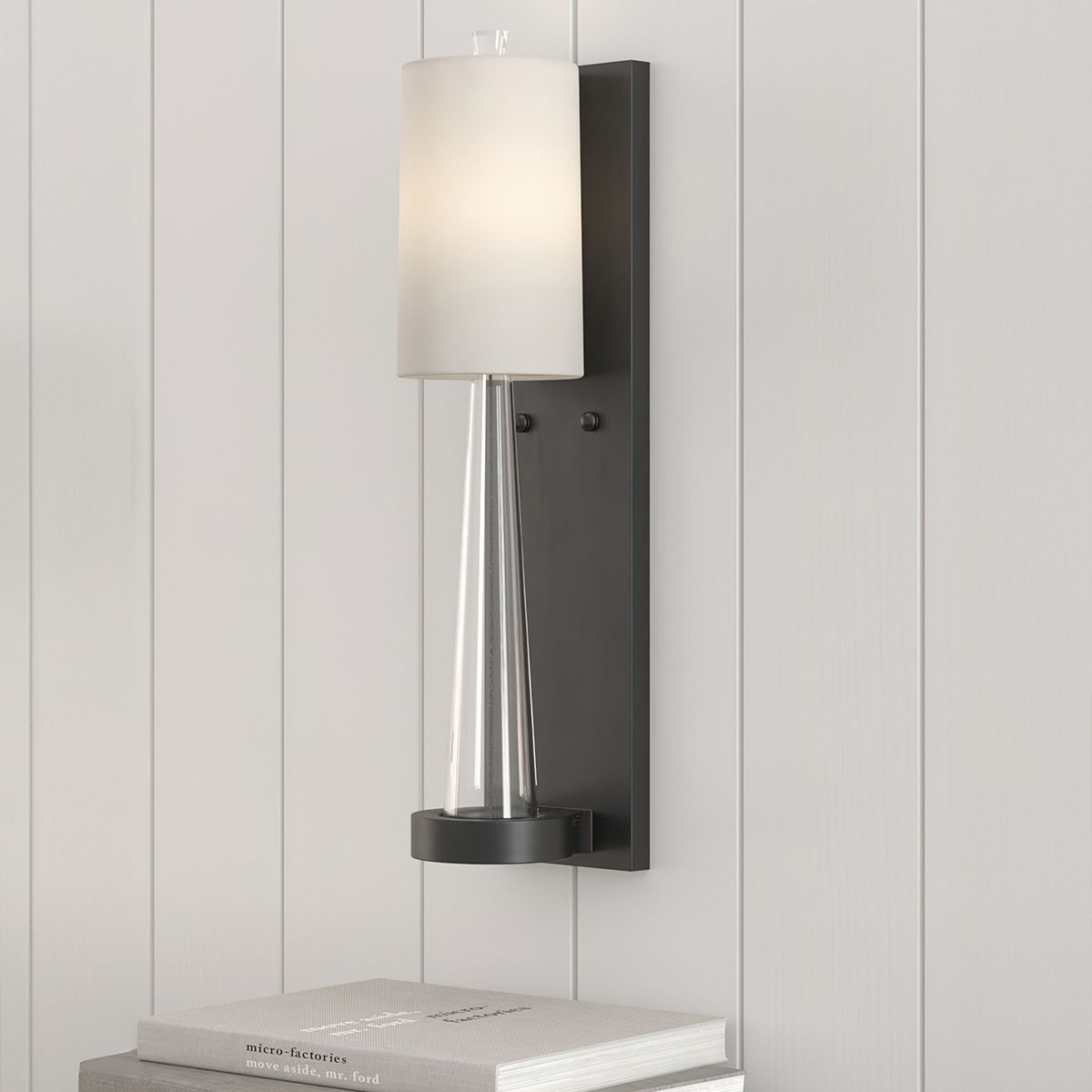 Currey & Company – Junia Wandleuchte 1-flammig Transparent/Bronze