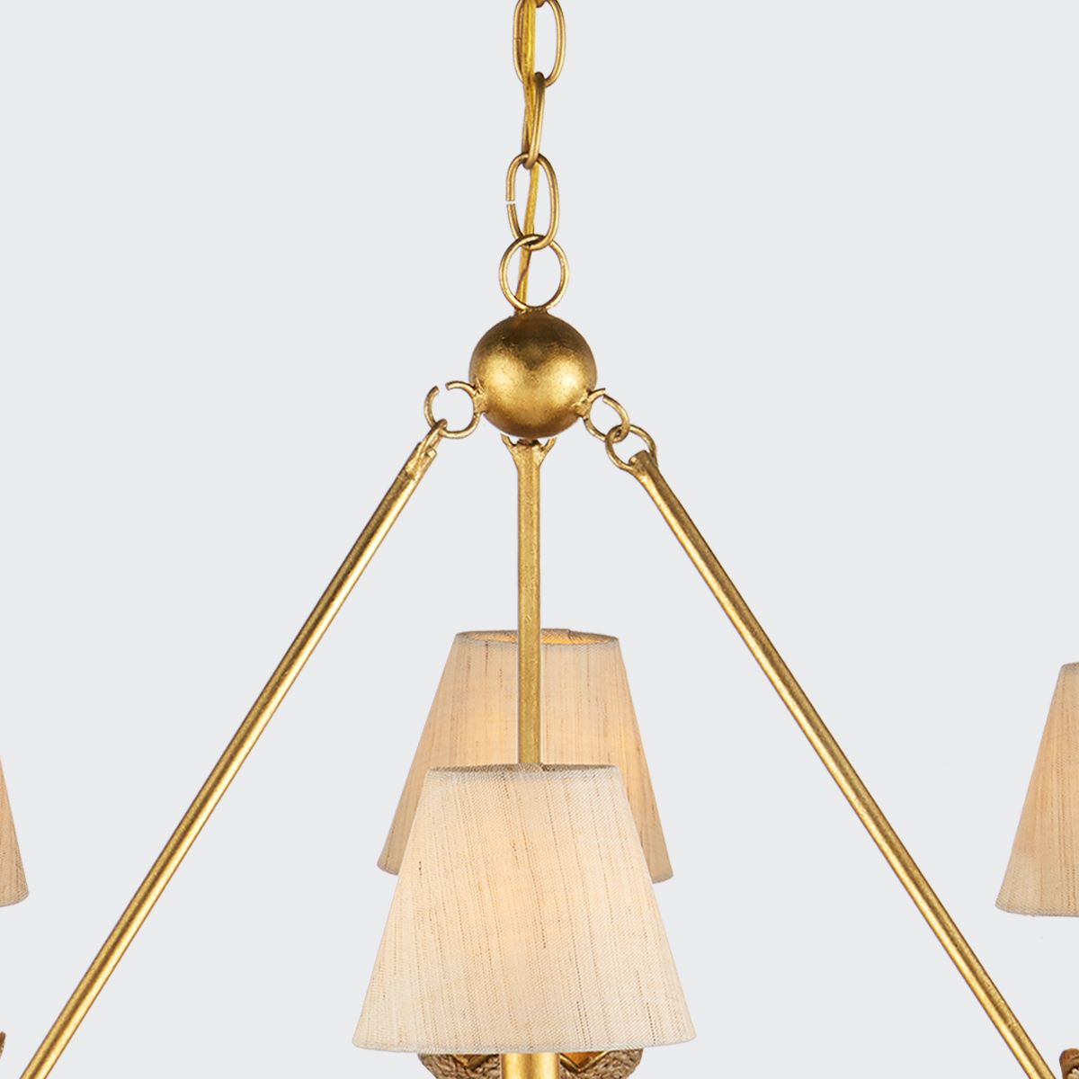 Currey & Company – Vichy Kronleuchter 8-flammig Gold