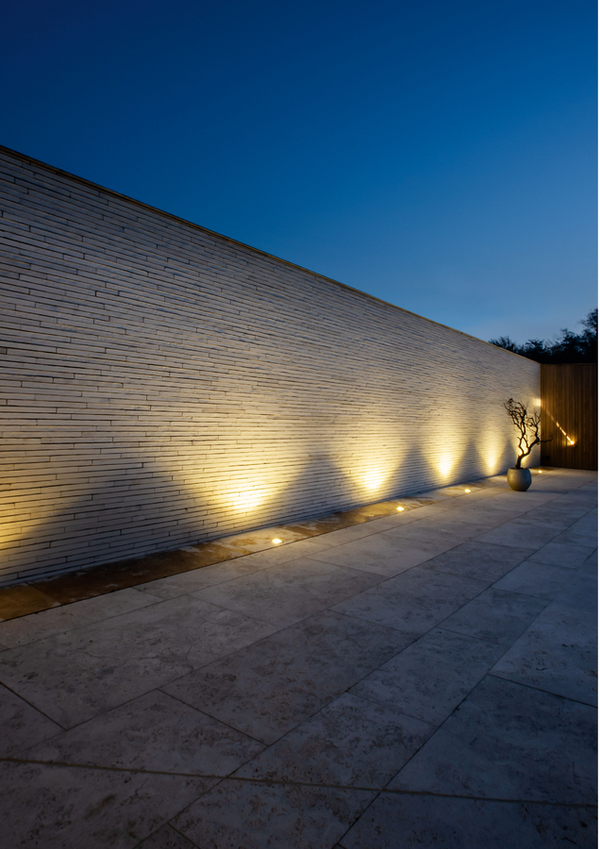 Ground recessed light for paths, façades and garden lighting
