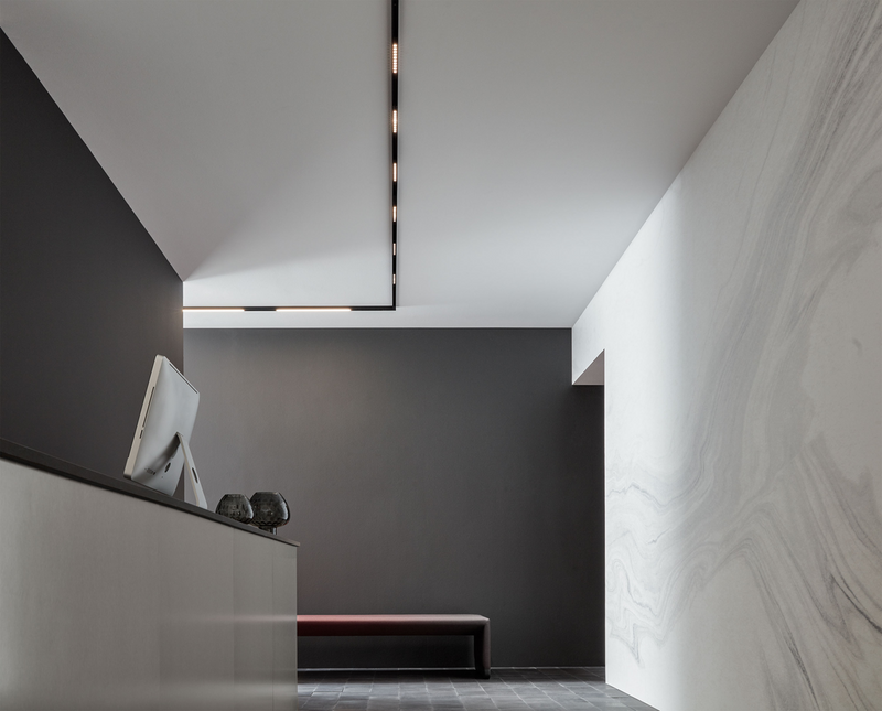 Wever & Ducré Strex System mit modernem Lichtmodul